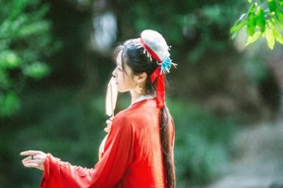 ​微信昵称网名160个，惊艳简单气质网名昵称，总有一个适合你！