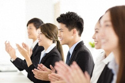 ​超级说服力：销售成交的十大关键步骤全解析