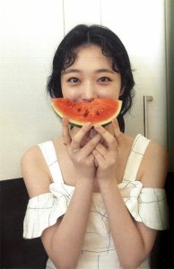 ​人间水蜜桃崔雪莉写真集扫图