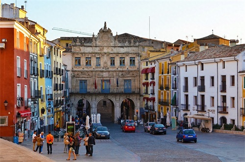 真实美景：西班牙昆卡市