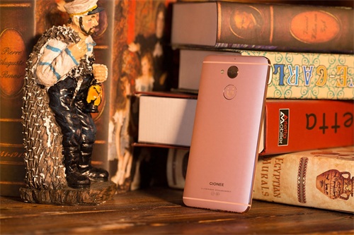 1999元金立S6 Pro功能如此强大 友商们开始注意金立了