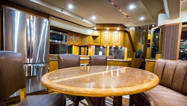 世界上最大最豪华的房车介绍(世界顶级豪华房车图片)-图26