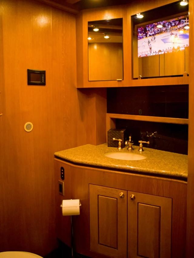 世界上最大最豪华的房车介绍(世界顶级豪华房车图片)-图9