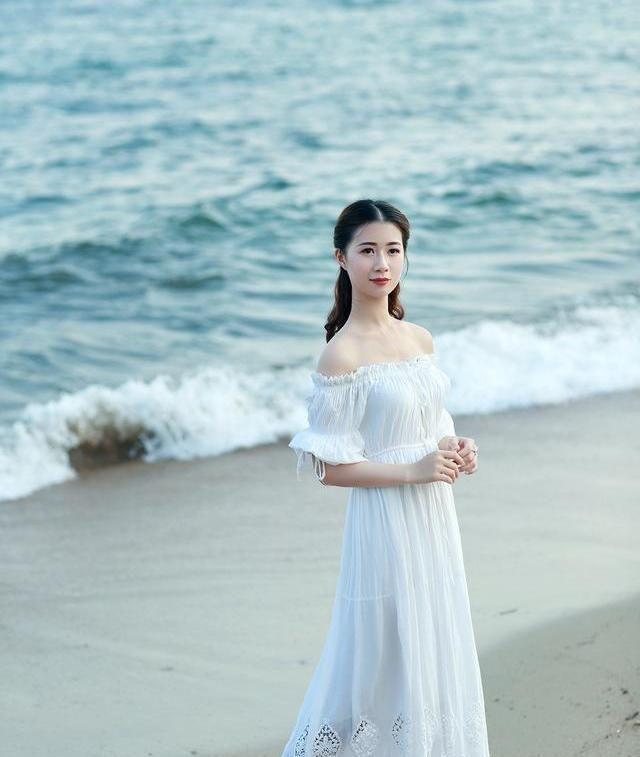 去海边还不会拍照吗?学会这十种拍照姿势,让你拍出大片的感觉