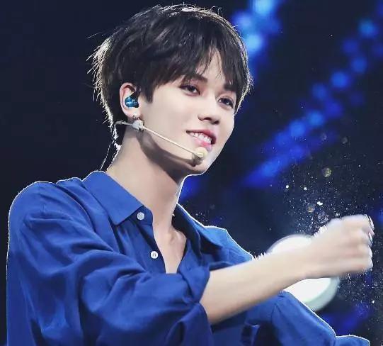 当百分之九成员穿上古装,陈立农垫底,蔡徐坤第三,第一最惊艳!