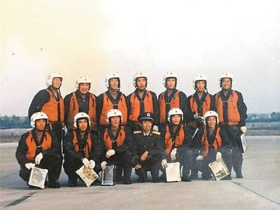 ​中部战区空军司令：训风不正对官兵生命极不负责任