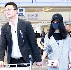 ​被出轨、终生瘫痪、被丈夫连捅3刀，娱乐圈的“现世报”太爽了！