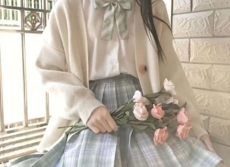 女生发额的真正含义(女生发额是什么意思啊)