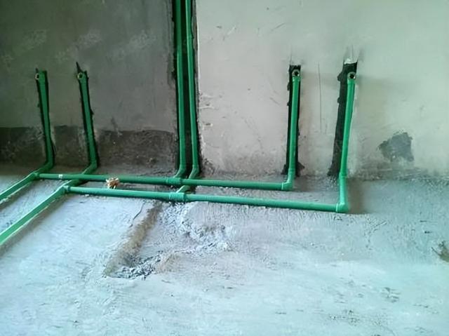 装修水管最佳安装位置(装修安装水管时)(3)