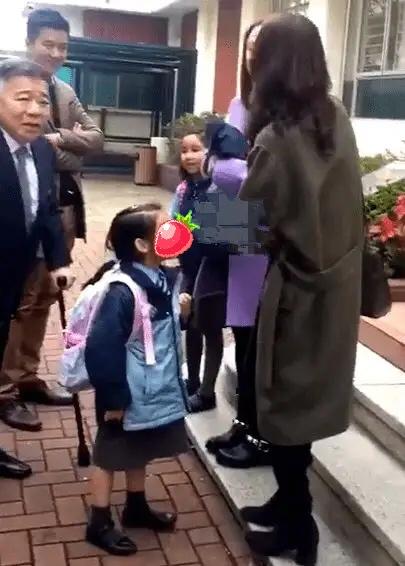 黎姿现状盘点（晒女儿为她准备的惊喜）(32)