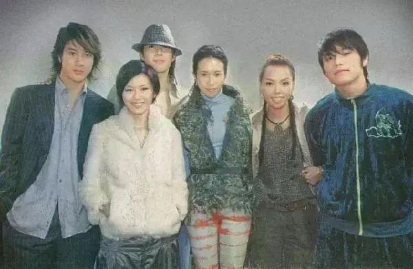 孙燕姿对比周杰伦(那年21岁的周杰伦)(6)