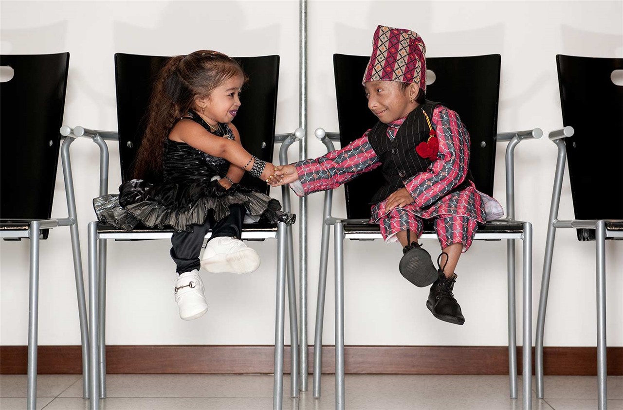 世界上最矮的女人：身高仅0.6米，打破吉尼斯纪录，成知名女星