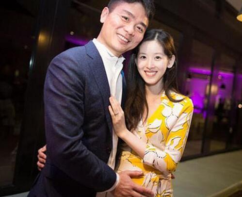 奶茶妹妹章泽天和刘强东相差多少（你为什么嫁给刘强东）(10)