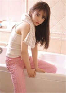 ​1819岁的MacBookPro在日本：青春与科技的完美融合