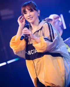 ​42岁滨崎步宣布再当妈！二胎亲生父亲身份曝光