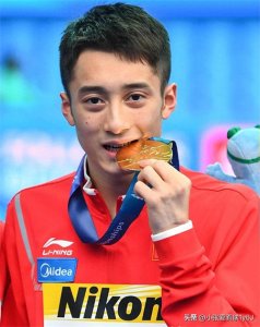 ​祝贺！中国选手练俊杰542.55分夺冠，最后一跳101.75分堪称完美