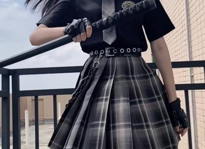 ​定爱上陪她聊天的人 男生撩妹套路手段