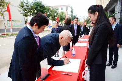 ​栉风沐雨，阎良关山中学迎来八十年校庆！