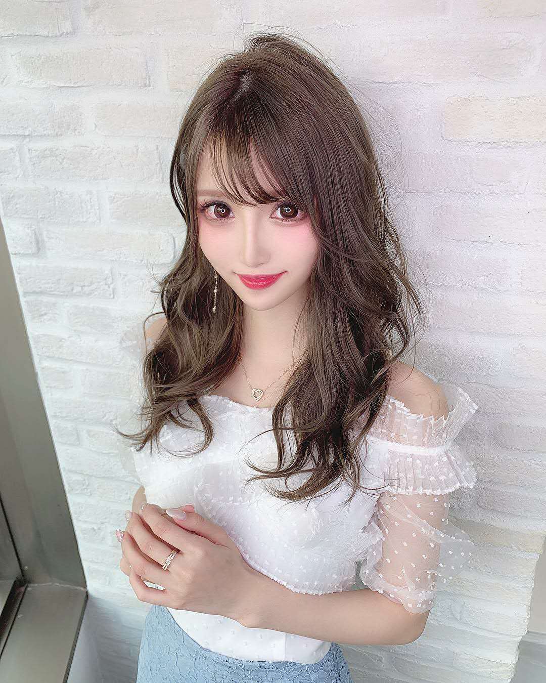 怎么让头发蓬松(分享4个让头发蓬松靓丽的小技巧)