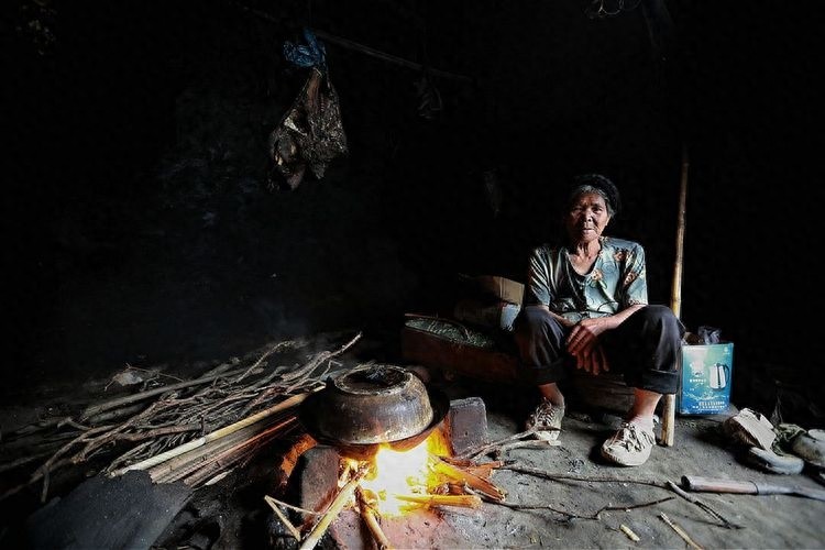 一个喜欢玩火的民族，称自己为火的子孙