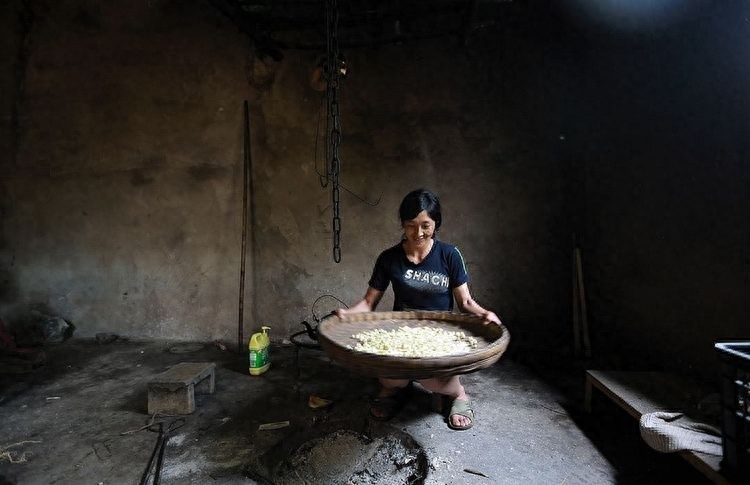 一个喜欢玩火的民族，称自己为火的子孙