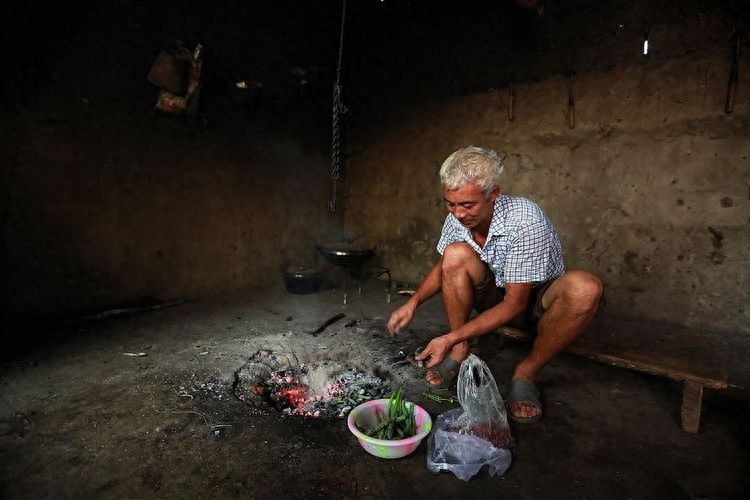 一个喜欢玩火的民族，称自己为火的子孙