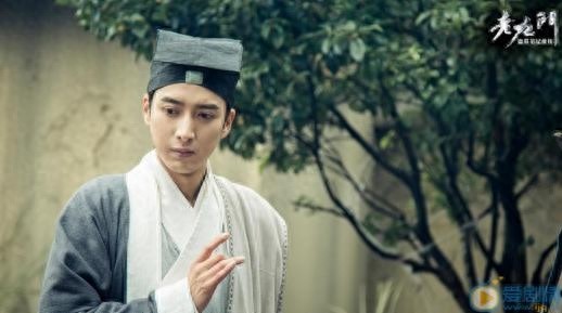 老九门中的齐八爷应昊茗，谦逊随和的高颜值型男