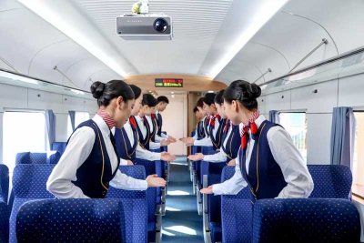 高铁学校学费多少钱(高铁专业一年学费多少钱？收费贵不贵？)