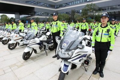 ​提升服务水平！杭州交警举行誓师大会