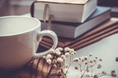 ​情感语录：适合发给爱人的情话，简短暖心