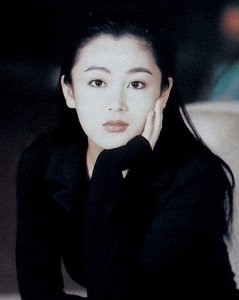 ​出身好、嫁得好，这7位“天生富贵脸”的女星，个个有福气