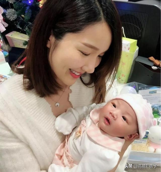 原来王祖蓝女儿长得最像她！哪个明星家庭是最强基因？